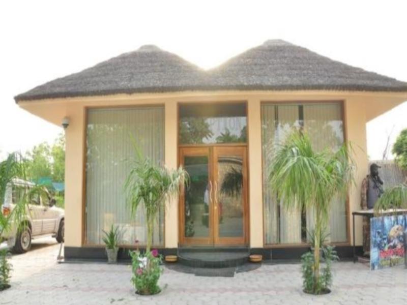 Kangs Nirvana Resorts And Spa Mahalpur Exterior foto
