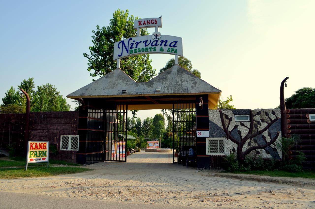 Kangs Nirvana Resorts And Spa Mahalpur Exterior foto
